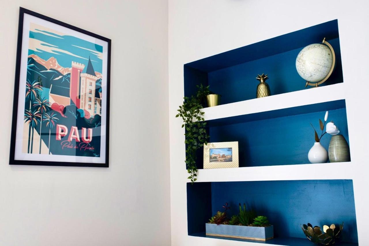 Apartment Tiny Stud